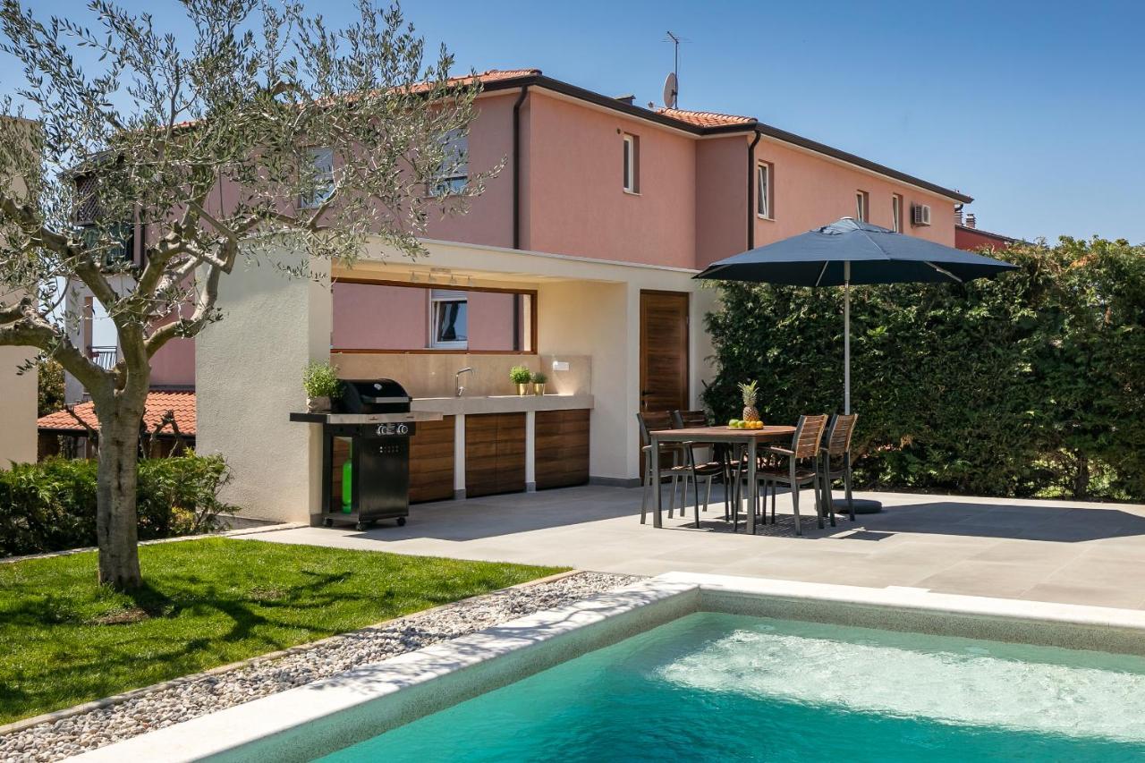 Belvedere Holidays Villas Novigrad Istria المظهر الخارجي الصورة