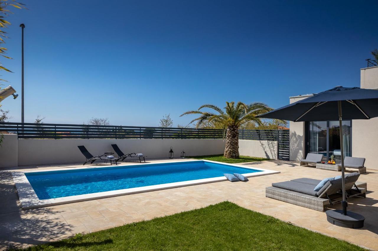 Belvedere Holidays Villas Novigrad Istria المظهر الخارجي الصورة