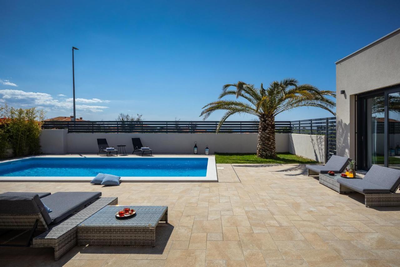 Belvedere Holidays Villas Novigrad Istria المظهر الخارجي الصورة
