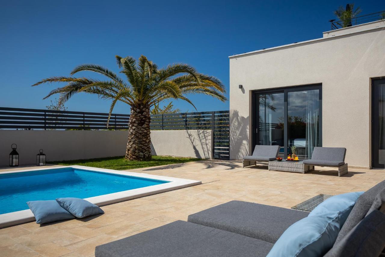 Belvedere Holidays Villas Novigrad Istria المظهر الخارجي الصورة